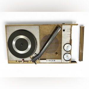 Singer Portable Turntable Record Player
